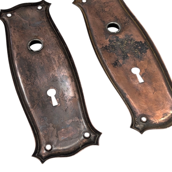 (2) Antique Victorian Copper Plated Keyhole Escutcheons, Door Backplates - Picture 13 of 13